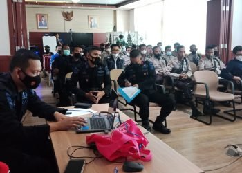 Brimob Polda Banten Berikan Materi Penanganan Ancaman Bom Kepada Sekuriti PLTU Labuan