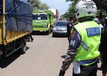Cegah Kemacetan Saat Pelaksanaan Pembongkaran THM, Satlantas Polres Cilegon Laksanakan Pengaturan Arus Lalulintas