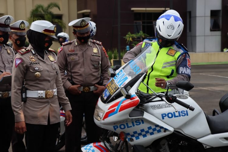 Kasatlantas Polres Pandeglang Cek Kendaraan Operasional Sat Lantas