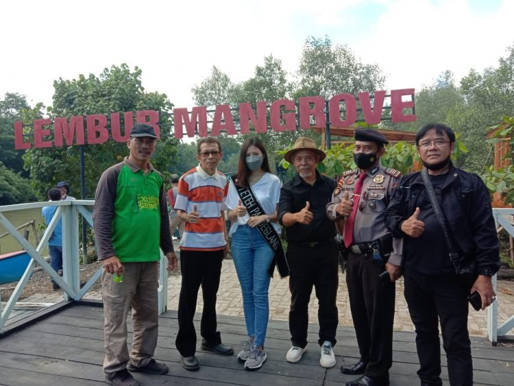 Perkenalkan Wisata Banten, Ditpamobvit Polda Banten Ikuti Jelajah Wisata Pandeglang