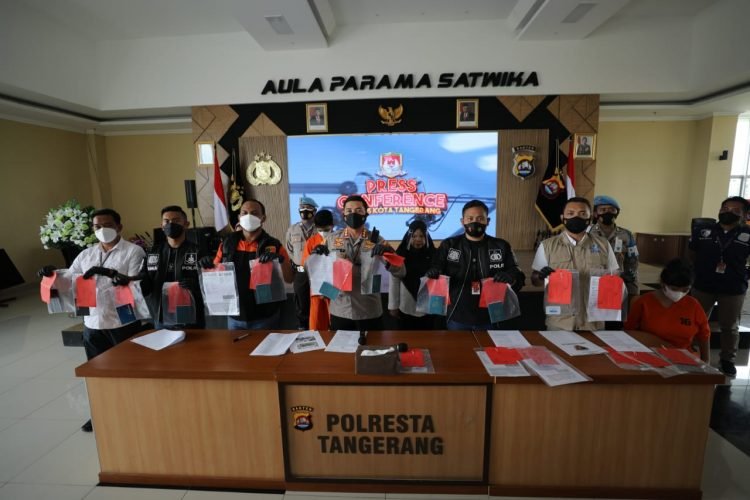 Polresta Tangerang Bongkar Sindikat Jaringan Internasional Perdagangan Orang di Perumahan Lavon