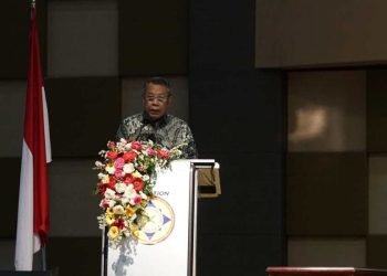 Hadiri Wisuda ke-79 Universitas Pamulang, Wali Kota Benyamin Davnie Ingatkan untuk Terus Tingkatkan Kompetensi