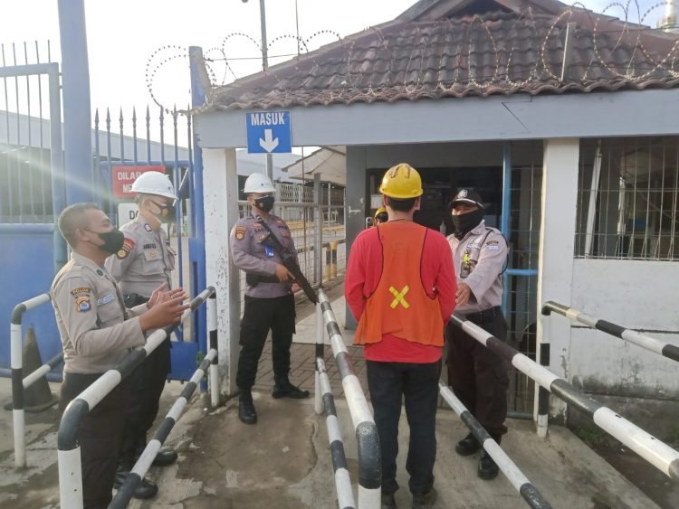 Berikan Rasa Aman, Ditpamobvit Polda Banten Lakukan Pengamanan PT Krakatau Steel