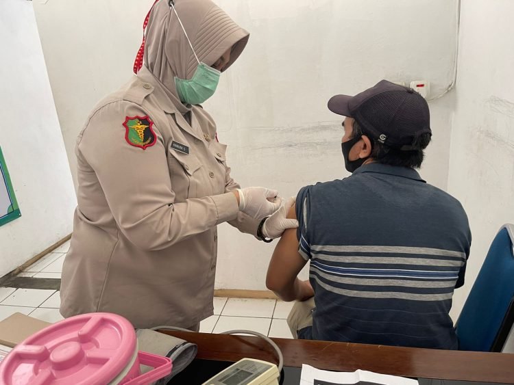 Biddokes Polda Banten Ajak Masyarakat Datangi Gerai Vaksin