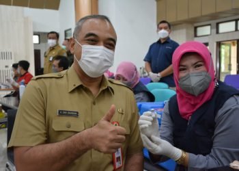 Bupati Zaki Bersama Forkopimda Divaksin Booster
