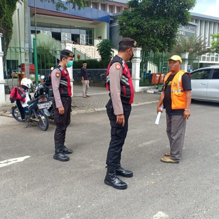 Cegah Aksi Pencurian, Sat Samapta Polres Lebak Lakukan Patroli dan Pengamanan Sholat Jum’at