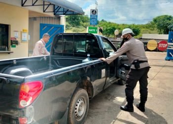 Jamin Rasa Aman, Ditpamobvit Polda Banten Patroli di Kawasan PT Merak Energi Indonesia