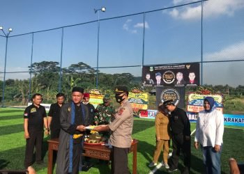 Kapolsek Waringinkurung Polres Serkot Menghadiri Peresmian Lapangan Futsal BHAKTI BAHARI TANJUNG