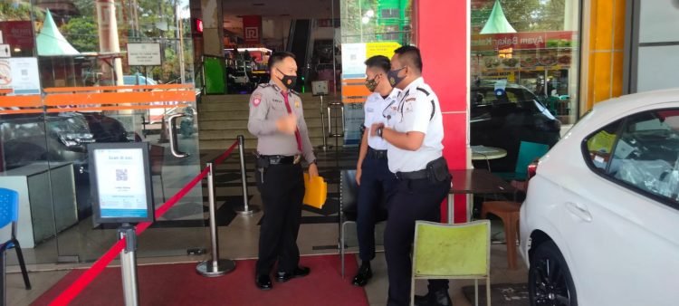 Pantau Penerapan Prokes di Hotel dan Pusat Perbelanjaan, Ditpamobvit Polda Banten Gelar Patroli