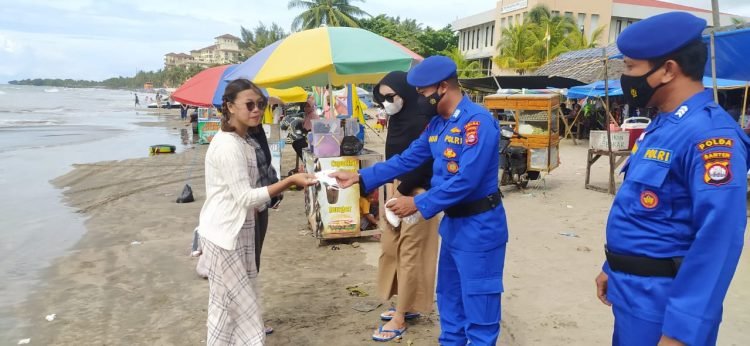 Pastikan Situasi Wisata Aman, Ditpolairud Polda Banten Patroli di Pantai Anyer