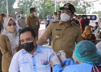 Pemkot Tangerang Siapkan 600 Dosis Vaksin Booster untuk Sopir dan Ojol