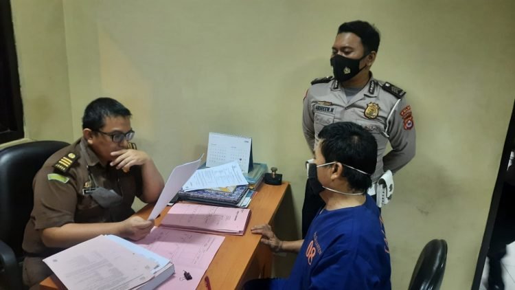 Penyidik Laka Ditlantas Polda Banten Limpahkan Berkas Perkara Laka Lantas ke Kejaksaan