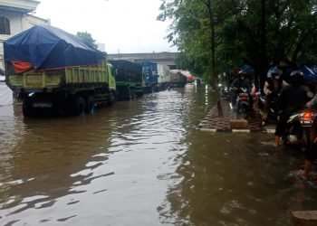 Sudah Dua Hari Puluhan Kepala Keluarga Di Kota Tangerang Mengungsi Akibat Banjir