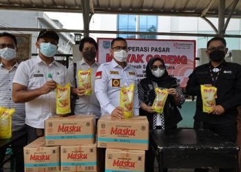 Indah Kiat Tangerang Kembali Menggelar Operasi Pasar Minyak Goreng Murah di Tangsel
