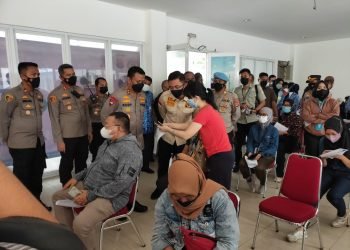 Kapolda Banten Pantau Vaksinasi Massal Booster COVID-19 di Wilayah Kabupaten Tangerang