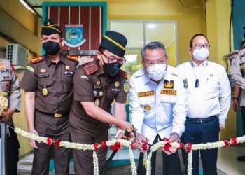 Wali Kota Benyamin Davnie Apresiasi Pembentukan Kampung Restorative Justice Lengkong Gudang Timur