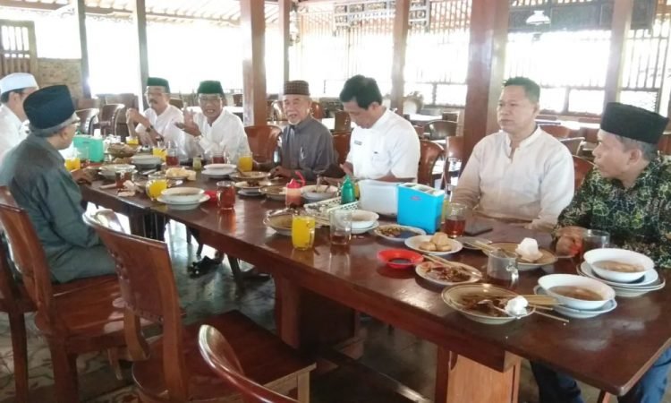 Baznas Tangsel Tetapkan Zakat Fitrah 1443 H Sebesar Rp 35.000-Rp 50.000