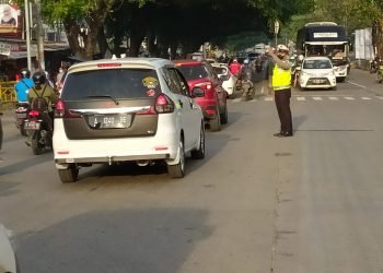 Ciptakan Kamseltibcarlantas, Ditlantas Polda Banten Laksanakan Gatur diPagi Hari