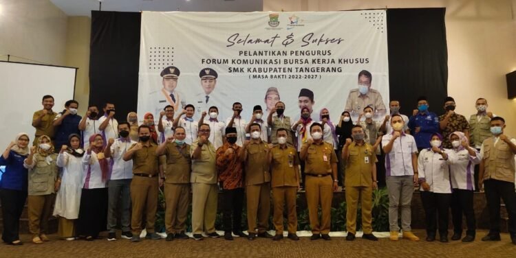 Lantik Pengurus FKBKK Kabupaten Tangerang, Kadisnaker: Minimalisir Jumlah Pengangguran