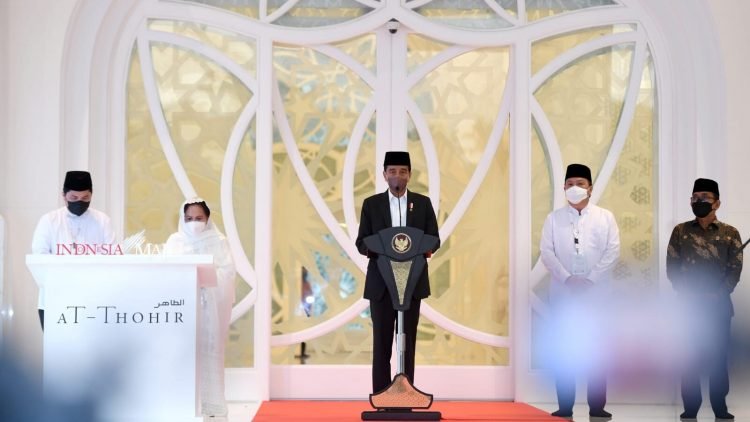 Resmikan Masjid At-Thohir, Presiden: Manfaatkan untuk Tingkatkan Wawasan Keislaman