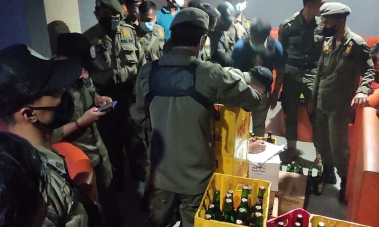 Nekat Buka Saat Ramadan, Satpol PP Tangsel Tindak Tegas Tempat Hiburan Malam