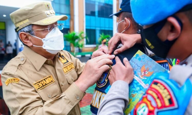 Wali Kota Tangsel Benyamin Davnie Pimpin Apel Gelar Pasukan Operasi Ketupat 2022