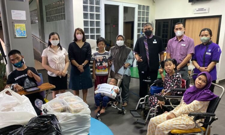 Bulan Suci Ramadan, Mercure Serpong Alam Sutera Santuni Anak-anak Disabilitas dan Anak Yatim