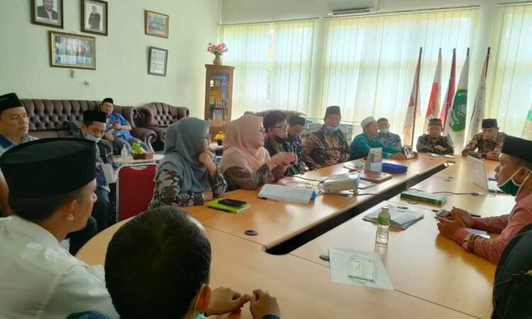 Kemenag Tangsel Sosialisasikan Juknis BOS Madrasah Aliyah