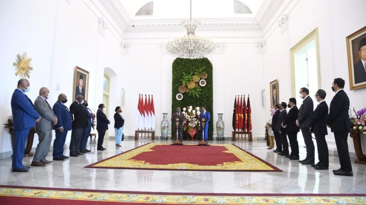 Presiden Jokowi dan PM Marape Bahas Sejumlah Peningkatan Kerja Sama Indonesia-PNG