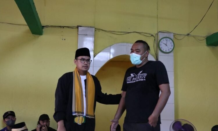 Pilar Saga Ichsan Kunjungi Korban Kebakaran Lapak Pasar Ciputat