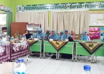 KKMI se-Sumatera Barat Studi Tiru ke MIN 3 Tangsel