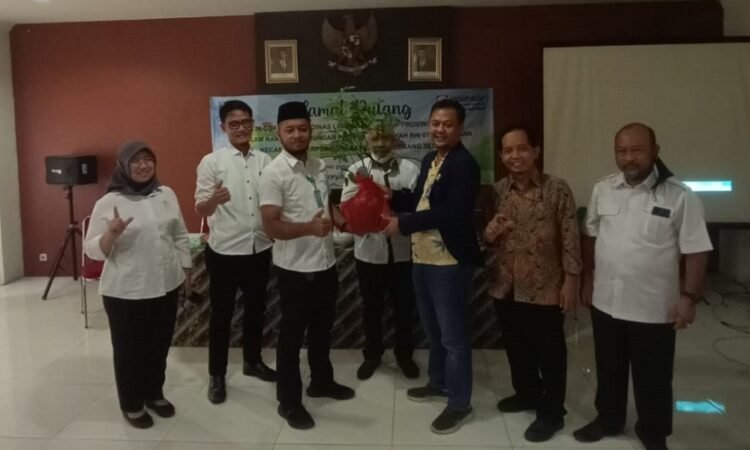 3 Wilayah Binaan CSR Indah Kiat Tangerang Ikut Serta Program Kampung Iklim KLHK