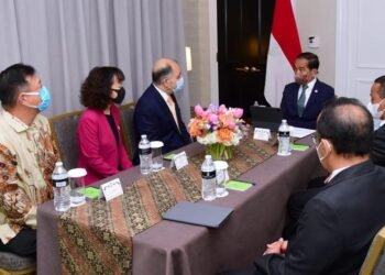 Terima Chairman dan CEO Air Products, Presiden: Tindak Lanjuti Rencana Investasi