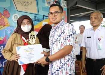 Hadiri Lomba Puisi, Pilar Saga Ichsan: Ini untuk Memperkuat Literasi