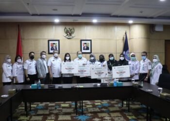 6 Tenaga Kesehatan Tangsel Raih Penghargaan dari Pemkot