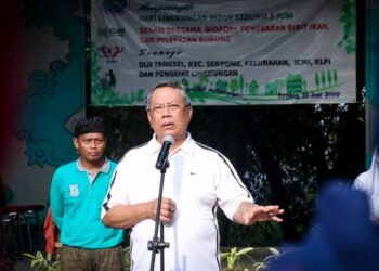 Peringati Hari Lingkungan Hidup, Benyamin Davnie Ajak Masyarakat Kurangi Sampah Plastik