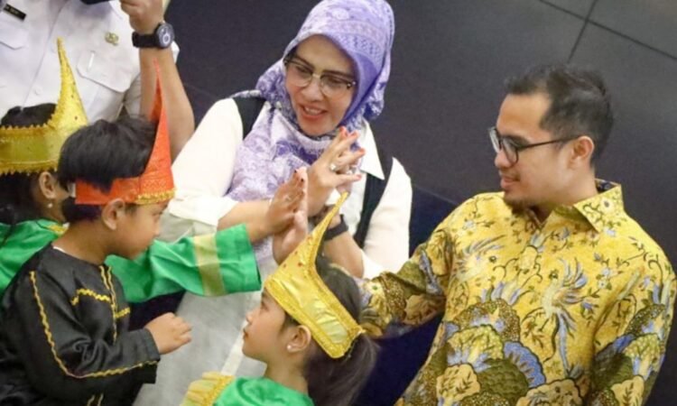 Wakil Wali Kota Pilar Saga Ichsan Hadiri Pengukuhan Pengurus Forum PAUD Tangsel