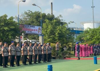 Dansat Brimob Polda Banten Hadiri Upacara Tabur Bunga Dalam Rangka HUT Bhayangkara ke-76 Tahun 2022