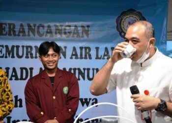 Mahasiswa Tangerang Ciptakan Alat Penyaring Air Laut Siap Minum