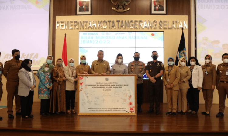 Benyamin Davnie Ajak Masyarakat Tangsel Sukseskan Bulan Imunisasi Anak Nasional