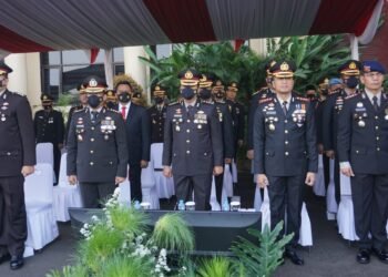 Dansat Brimob Polda Banten Hadiri Upacara Peringatan HUT Bhayangkara ke-76