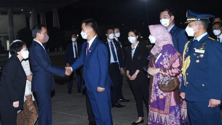 Dari Seoul, Presiden Jokowi dan Ibu Iriana Bertolak ke Tanah Air