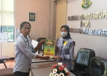 Diduga Selewengkan Dana BOS, Dua SMAN Kabupaten Tangerang Dilaporkan ke Kejari