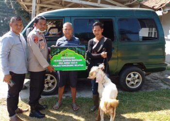 Iduladha 1443 H, Polres Tangsel Salurkan Hewan Kurban ke Pondok Pesantren dan Masyarakat