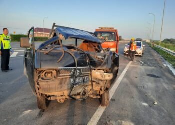 Meninggal Ditempat, Ditlantas Polda Banten Evakuasi Korban Kecelakaan di Jalan Tol Tangerang-Merak