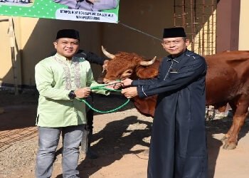 Polres Lebak Polda Banten Melaksanakan Sholat Idul Adha 1443 H, Dan Pemotongan Hewan Qurban di Lapangan Apel Mapolres Lebak