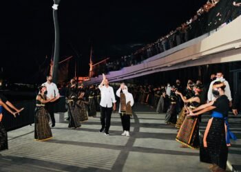 Presiden Jokowi Resmikan Penataan Kawasan Marina Labuan Bajo