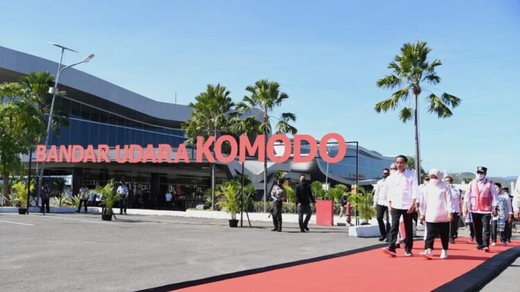 Presiden Jokowi Resmikan Perluasan Bandara Komodo Labuan Bajo