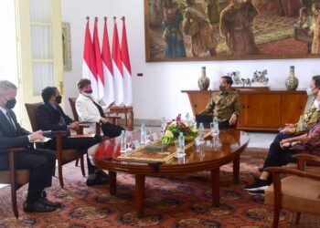 Presiden Jokowi Terima Delegasi Dana Moneter Internasional