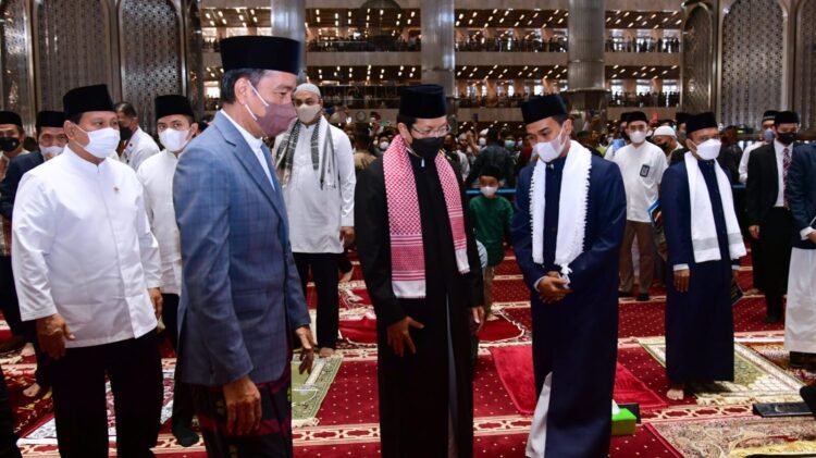 Presiden Jokowi Tunaikan Salat Iduladha 1443 H di Masjid Istiqlal